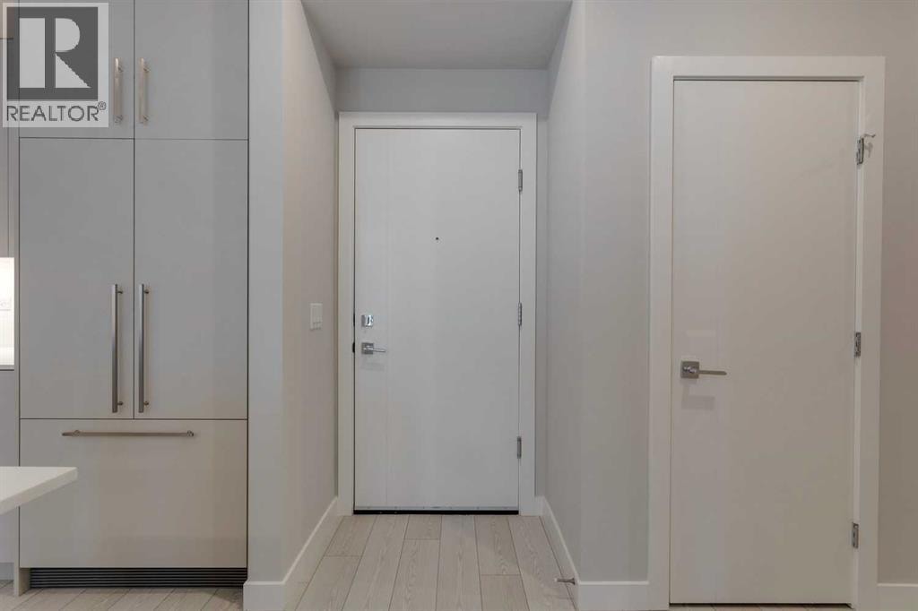 206, 8370 Broadcast Avenue SW — photo 2