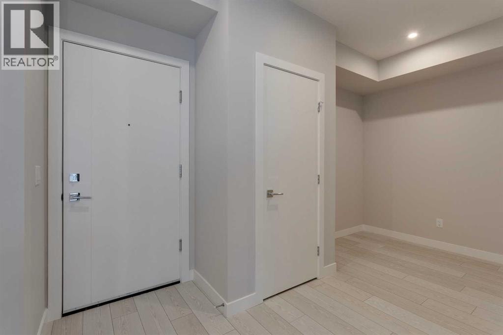 206, 8370 Broadcast Avenue SW — photo 3
