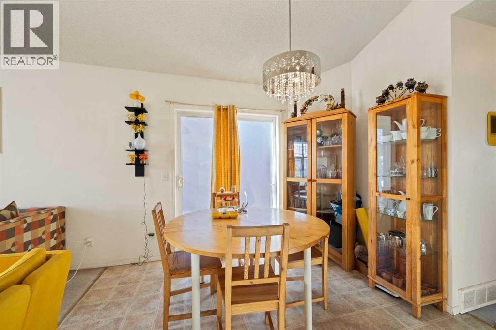 87 Taralea Gardens NE — photo 18
