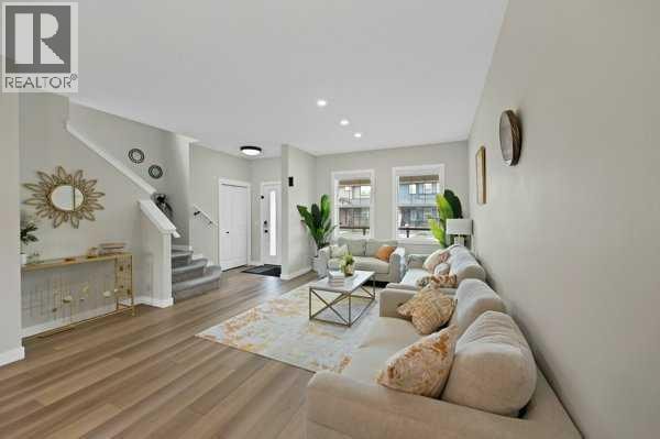 241 Midgrove Mews SW — photo 26