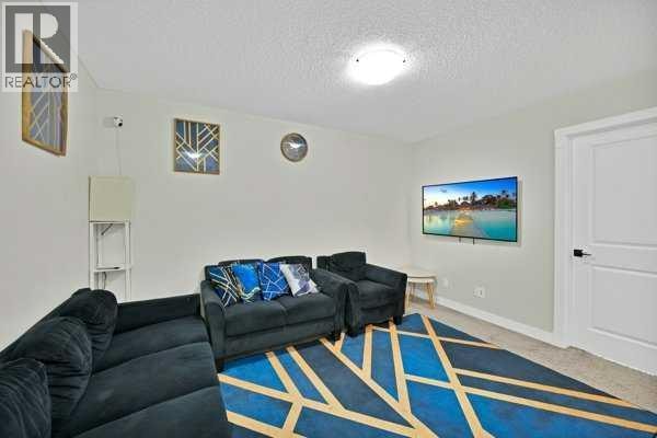 241 Midgrove Mews SW — photo 8
