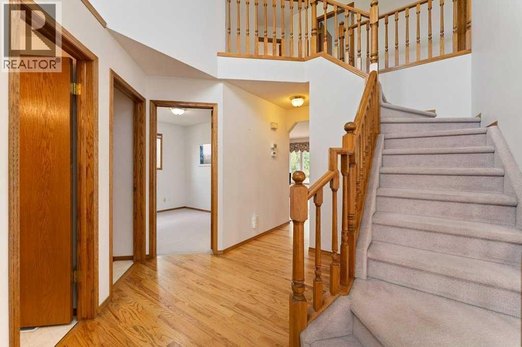 62 Edgebrook Heights NW — photo 3