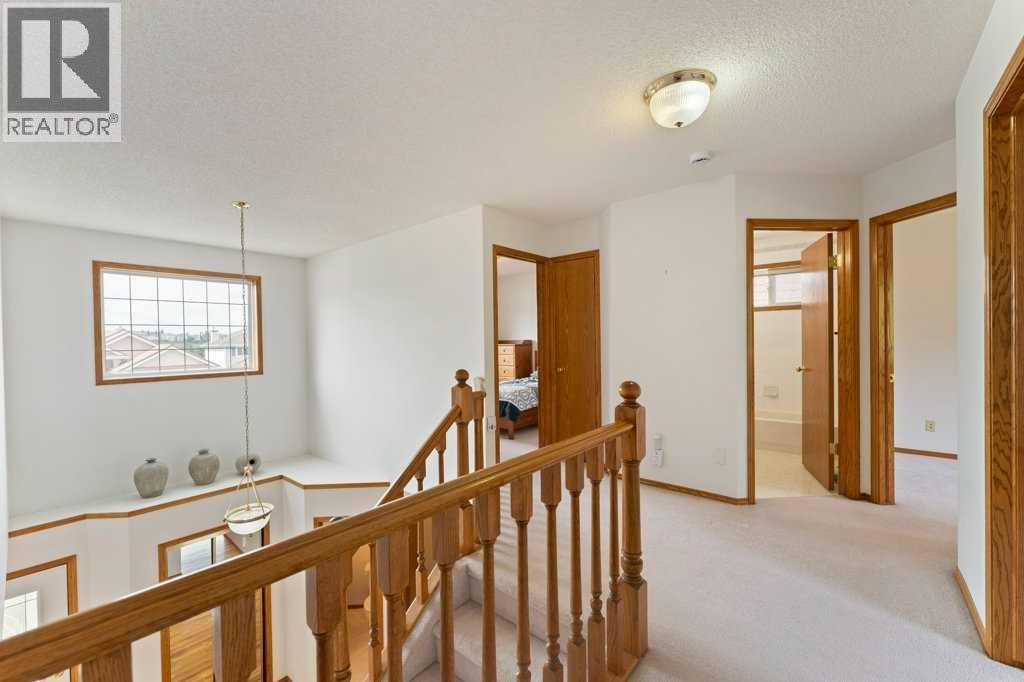 62 Edgebrook Heights NW — photo 21