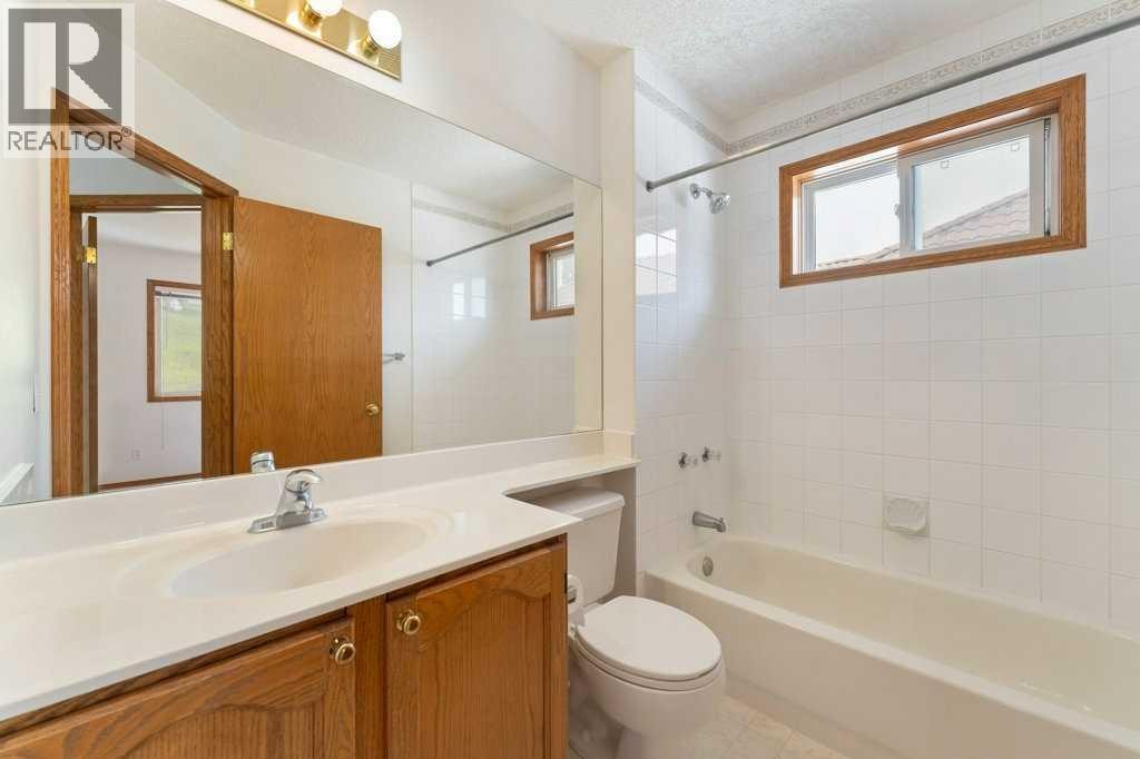 62 Edgebrook Heights NW — photo 34
