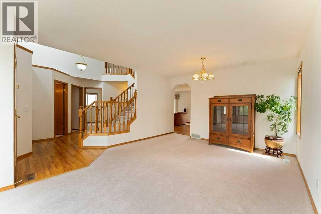 62 Edgebrook Heights NW — photo 6