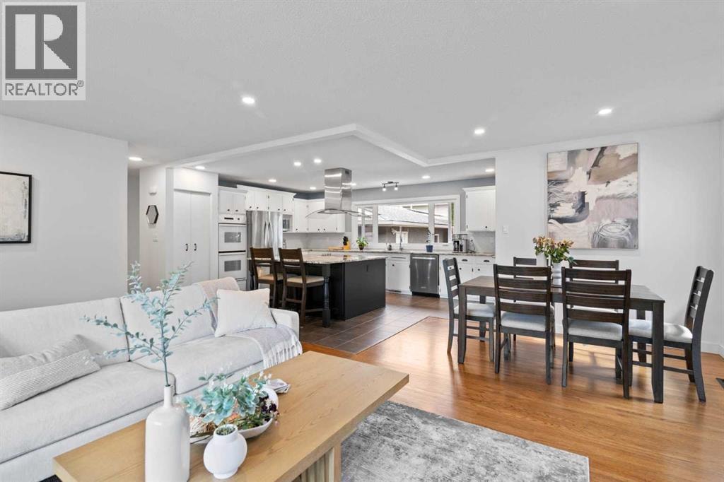 20 Mapleburn Drive SE — photo 9