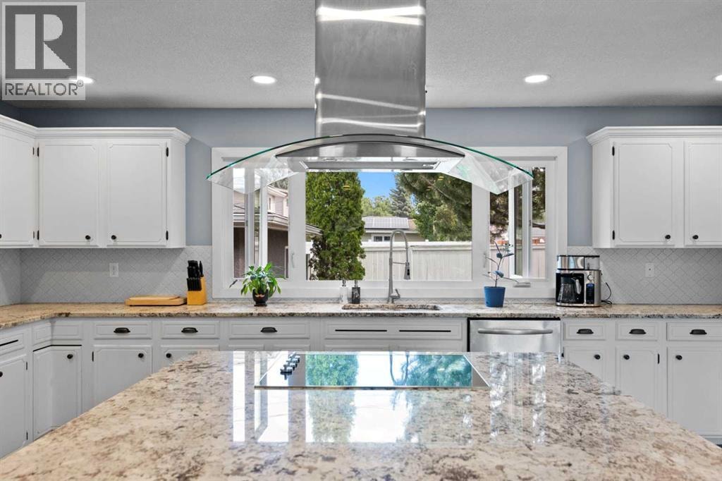 20 Mapleburn Drive SE — photo 13