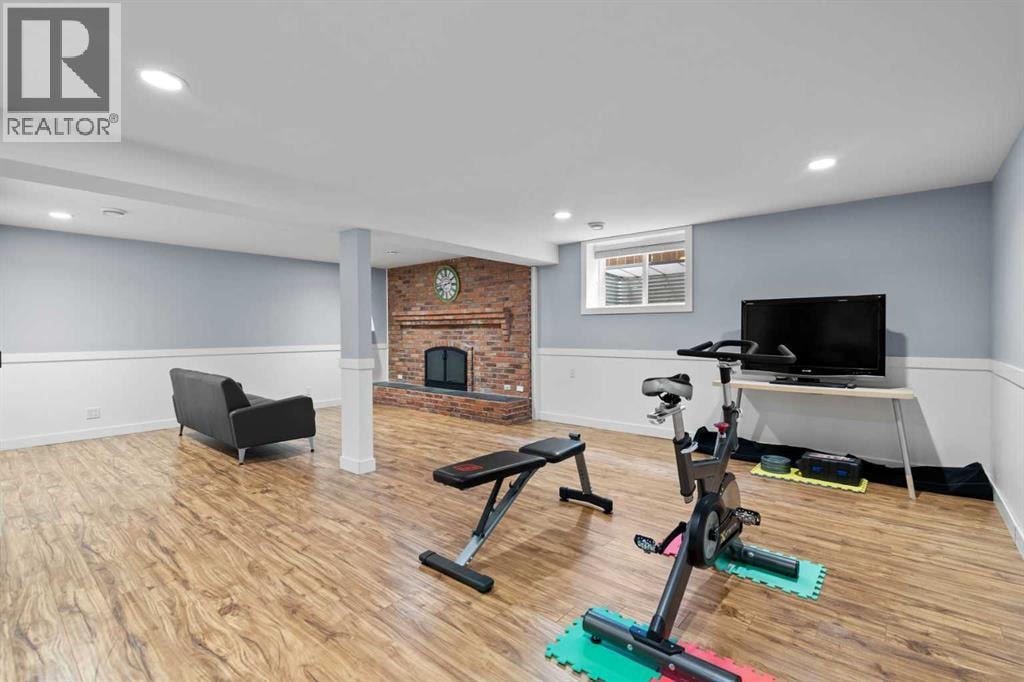 20 Mapleburn Drive SE — photo 32