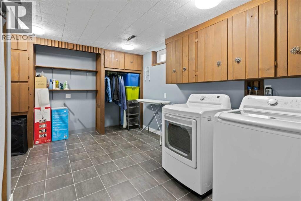 20 Mapleburn Drive SE — photo 30