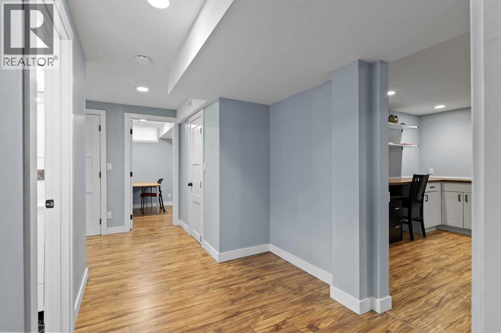 20 Mapleburn Drive SE — photo 31