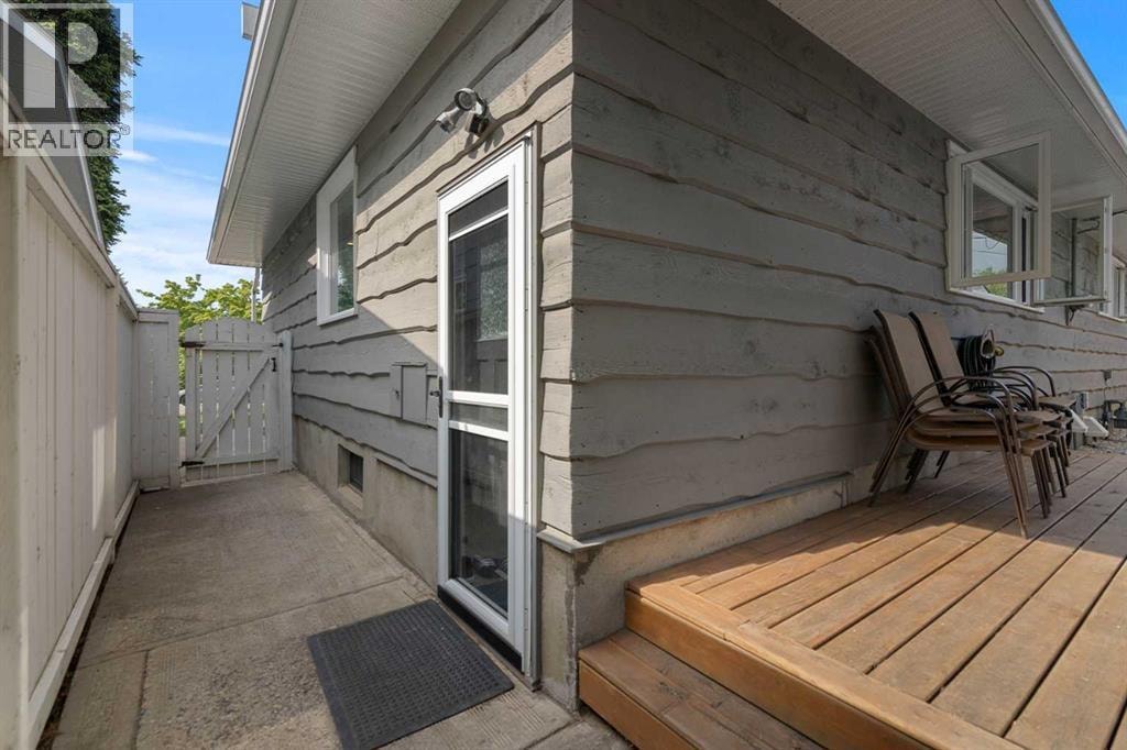 20 Mapleburn Drive SE — photo 42
