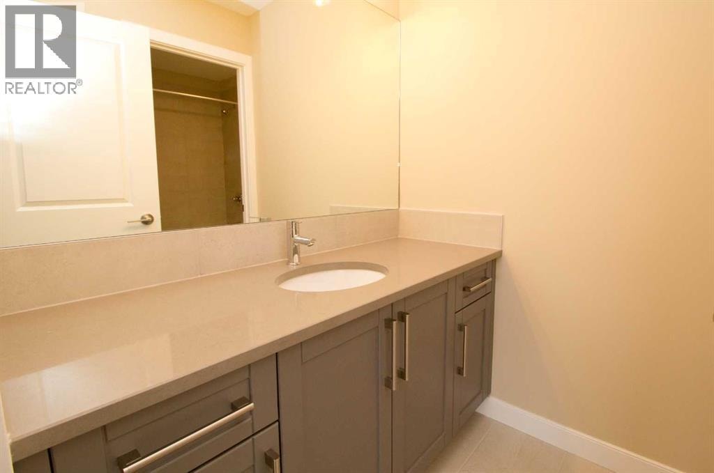 63 Sunrise Heath — photo 19