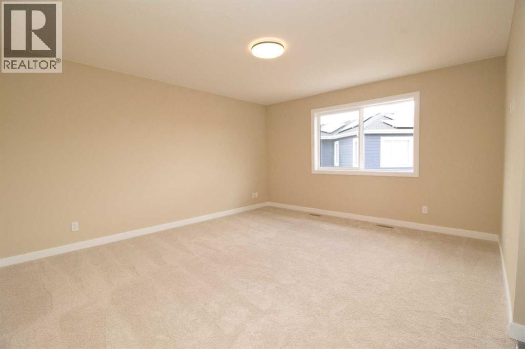 63 Sunrise Heath — photo 14