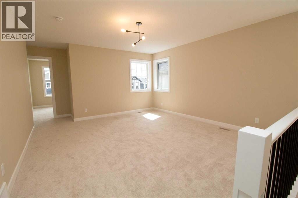 63 Sunrise Heath — photo 12