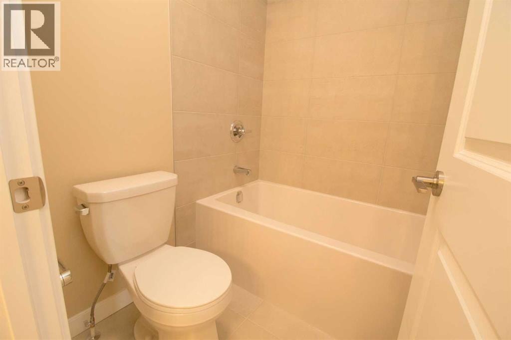 63 Sunrise Heath — photo 20
