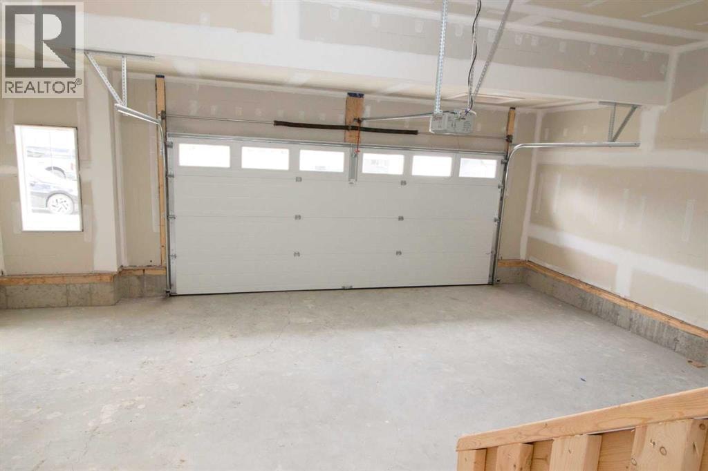 63 Sunrise Heath — photo 28