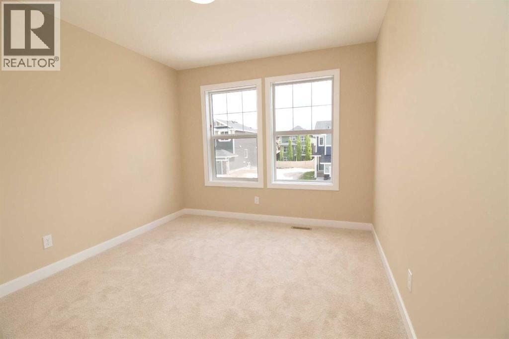 63 Sunrise Heath — photo 24
