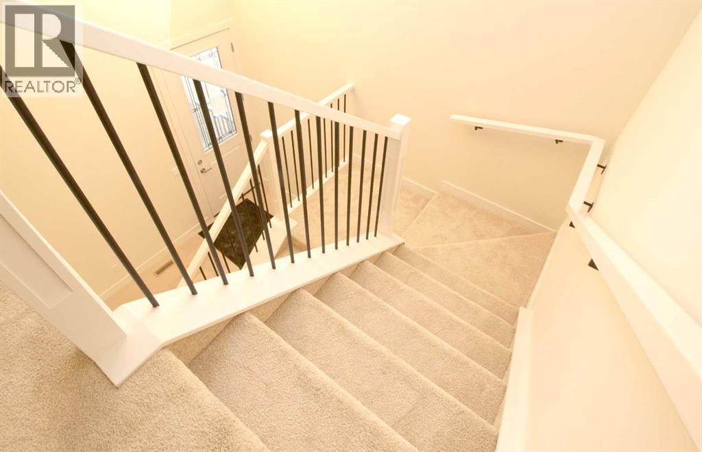 111 Sundown Crescent — photo 8