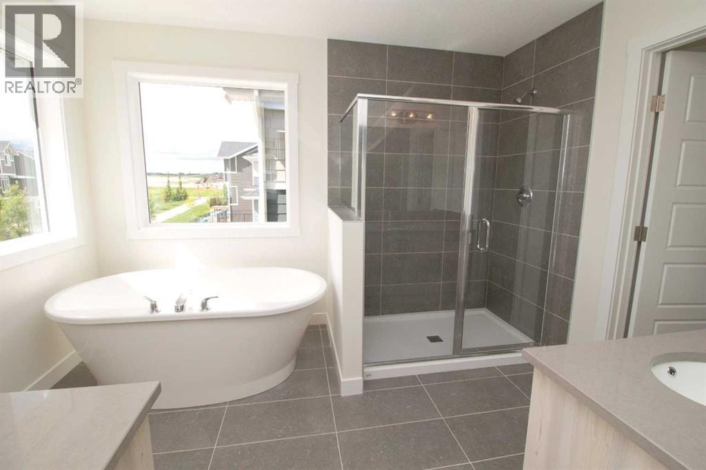 111 Sundown Crescent — photo 14