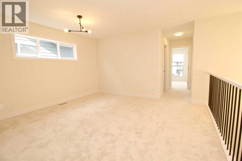 111 Sundown Crescent — photo 12