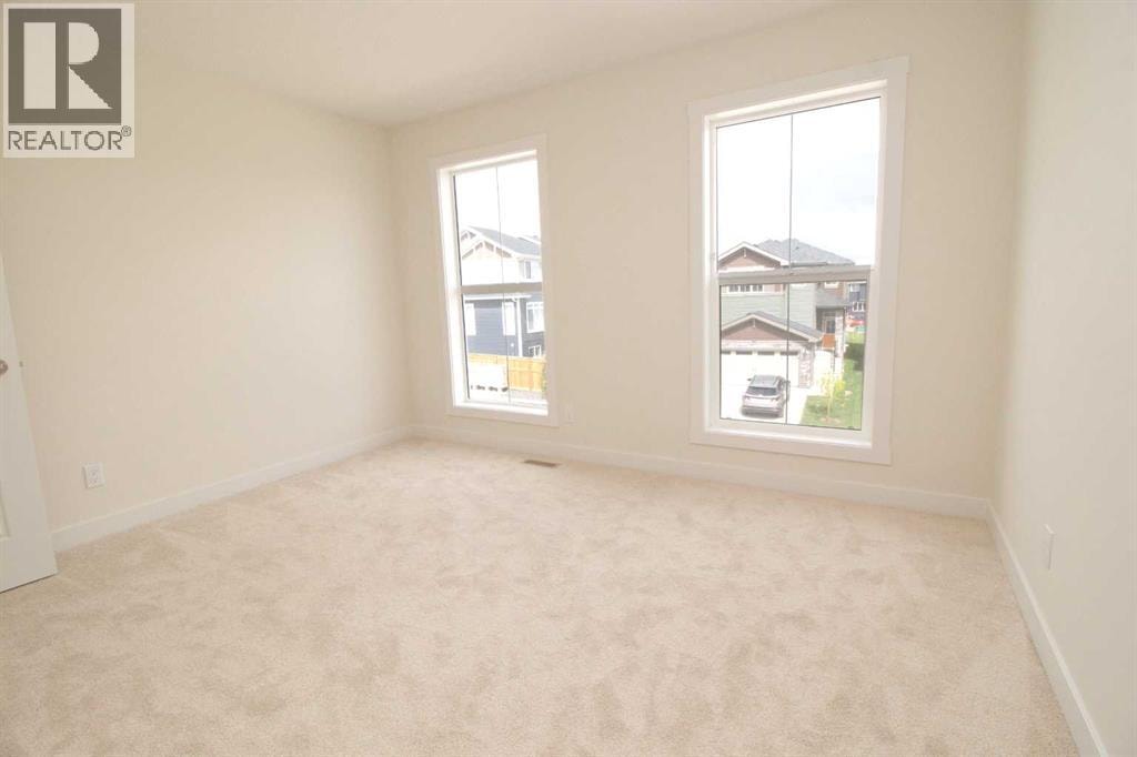 111 Sundown Crescent — photo 15