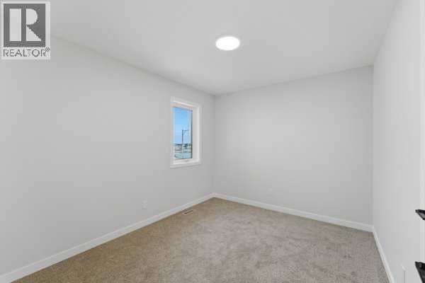 213 Bayview Park SW — photo 28