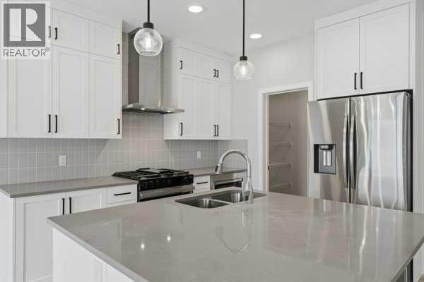 213 Bayview Park SW — photo 10