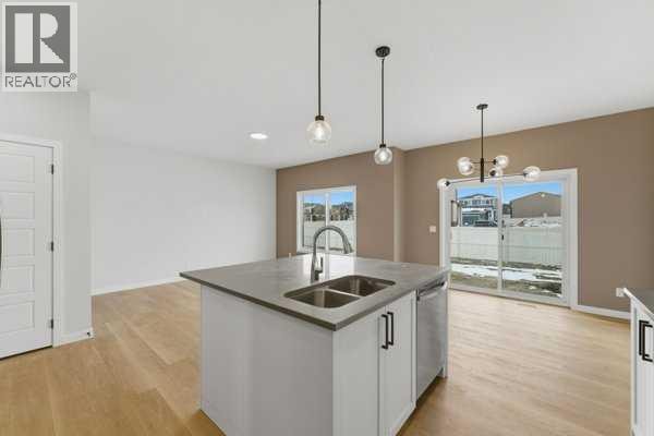 213 Bayview Park SW — photo 11
