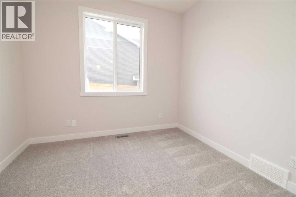 155 Sundown Crescent — photo 10