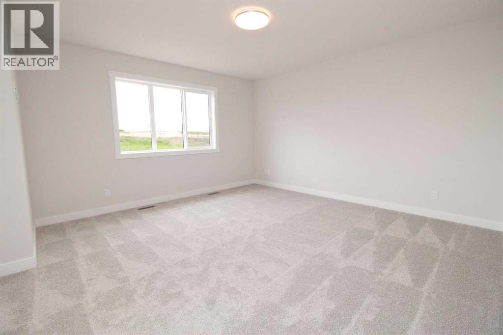 155 Sundown Crescent — photo 16