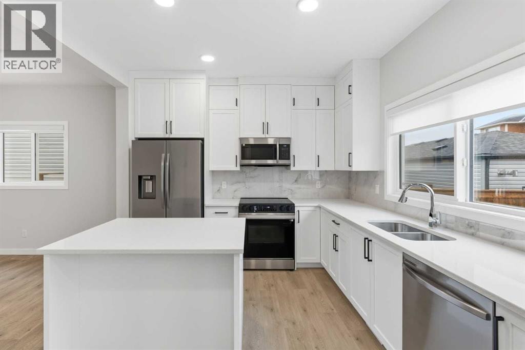 2253 Bayview Drive SW — photo 10