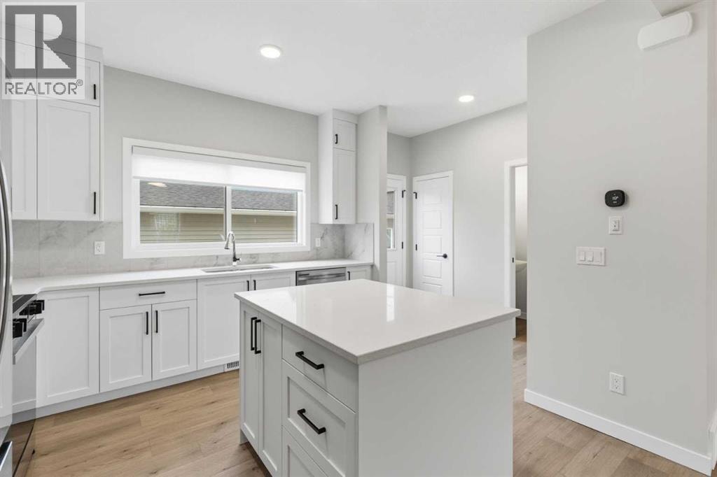2253 Bayview Drive SW — photo 12