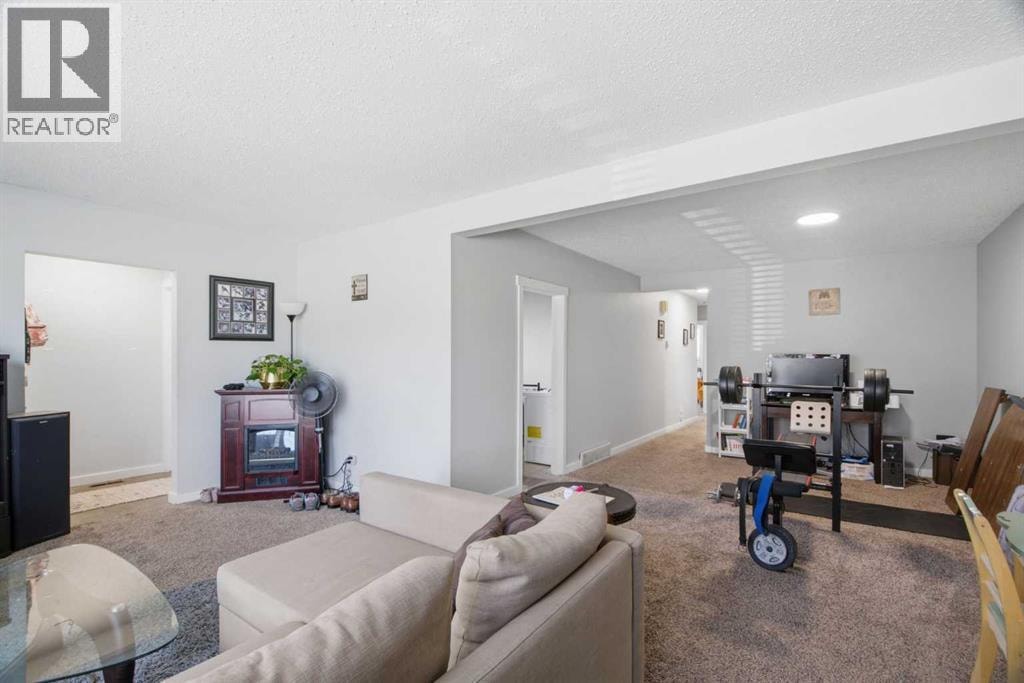 196 Gordon Drive SW — photo 25