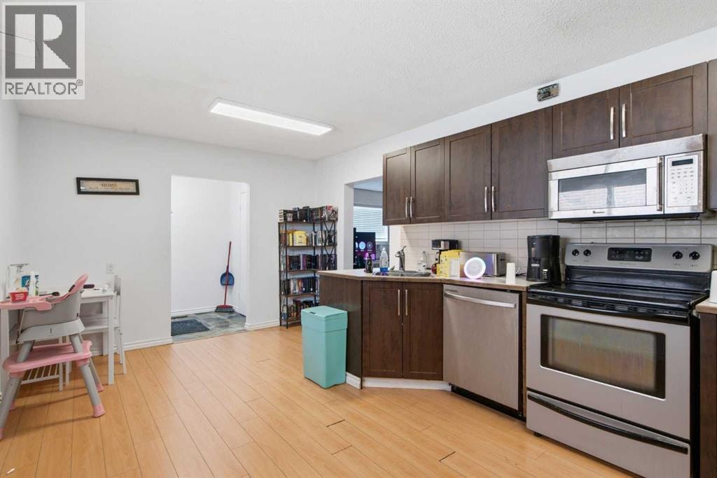 196 Gordon Drive SW — photo 16