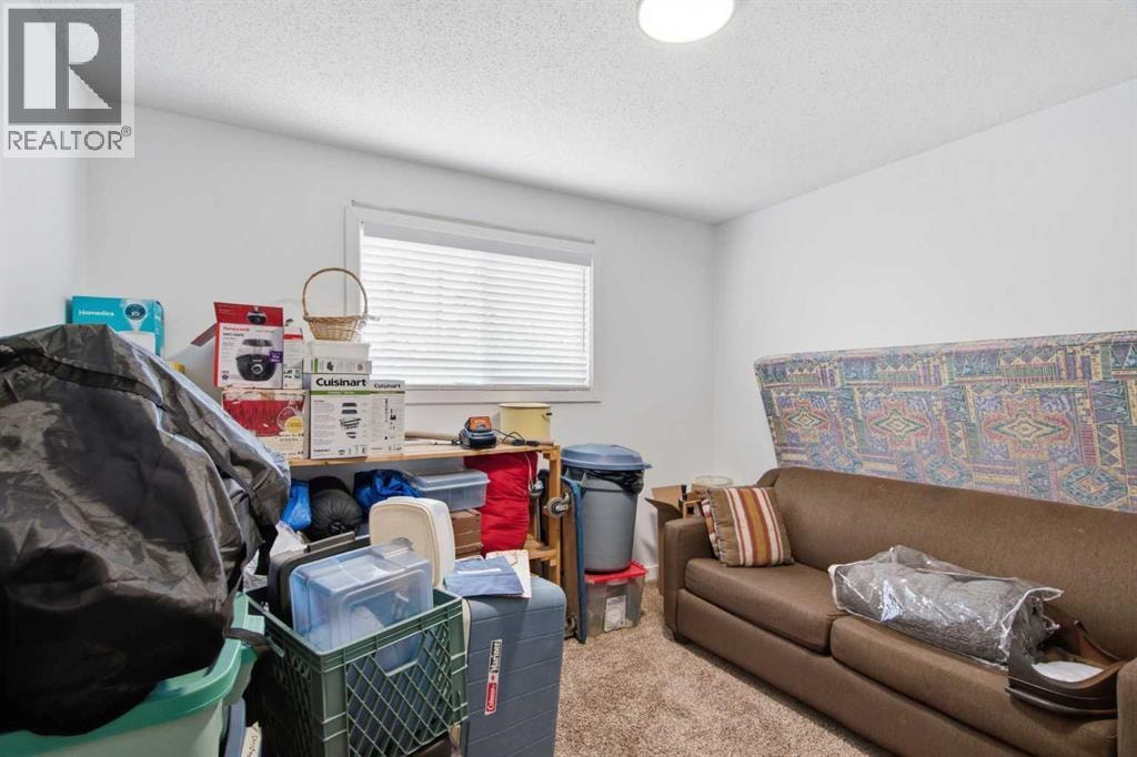196 Gordon Drive SW — photo 9