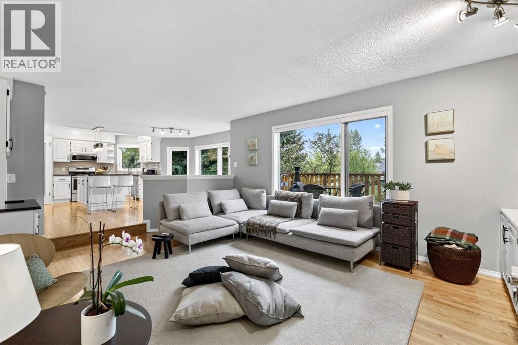 115 Woodpark Terrace SW — photo 22