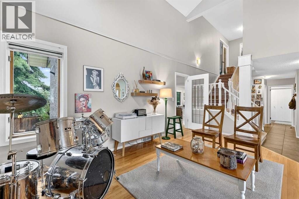 115 Woodpark Terrace SW — photo 12