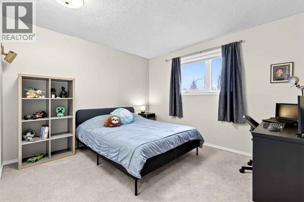 115 Woodpark Terrace SW — photo 34