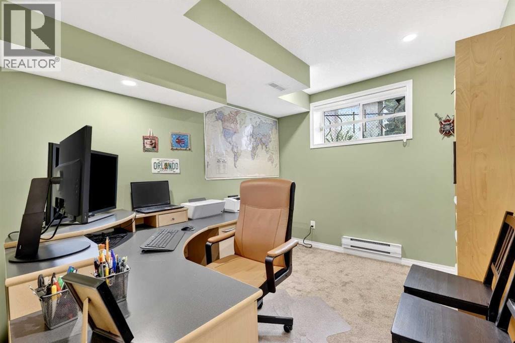 115 Woodpark Terrace SW — photo 44