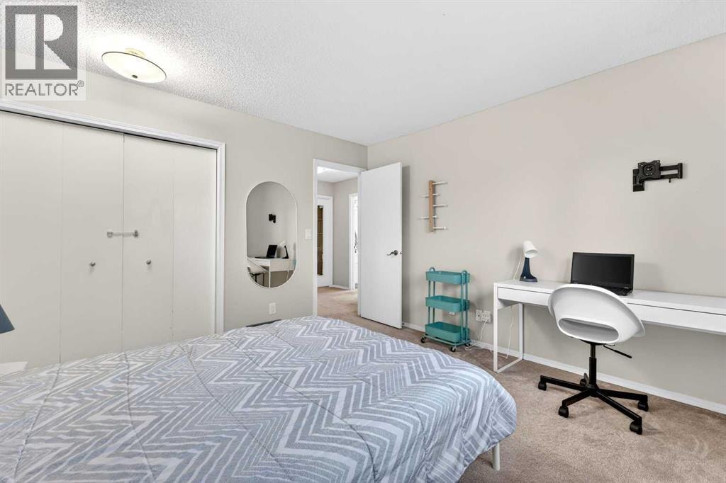 115 Woodpark Terrace SW — photo 38