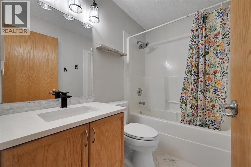 408 Bridlewood Court SW — photo 27