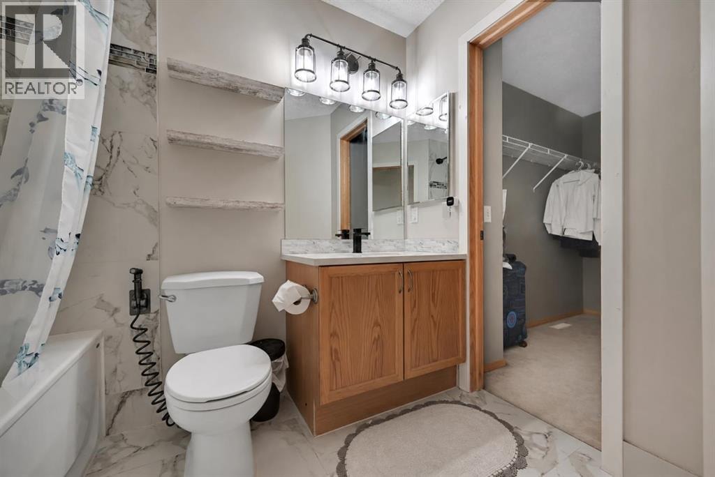 408 Bridlewood Court SW — photo 22