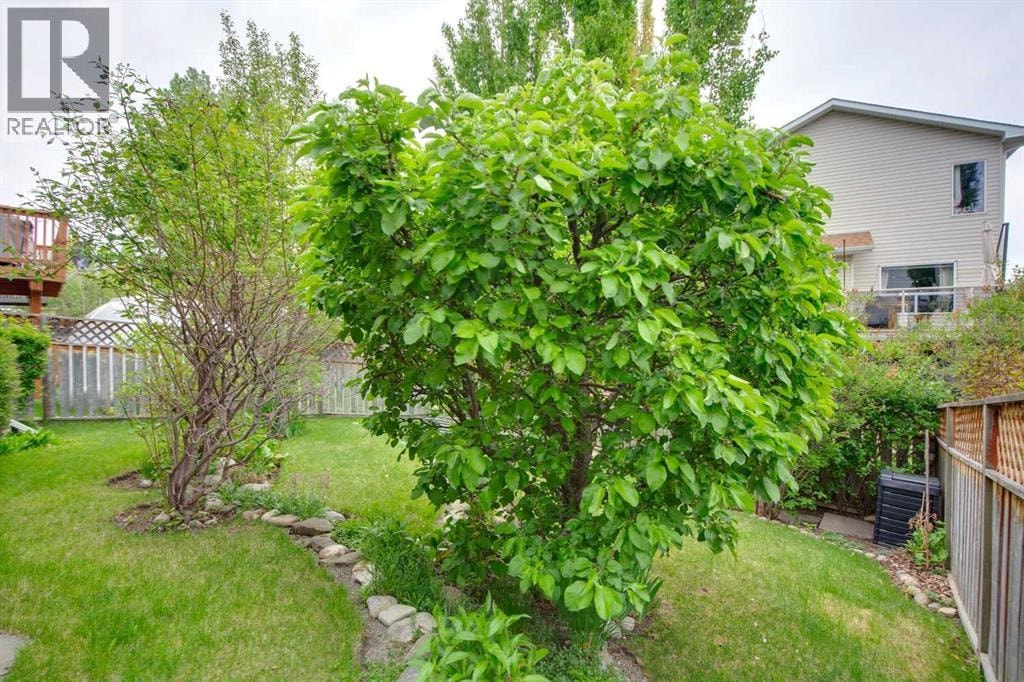 23 Tuscarora Close NW — photo 38