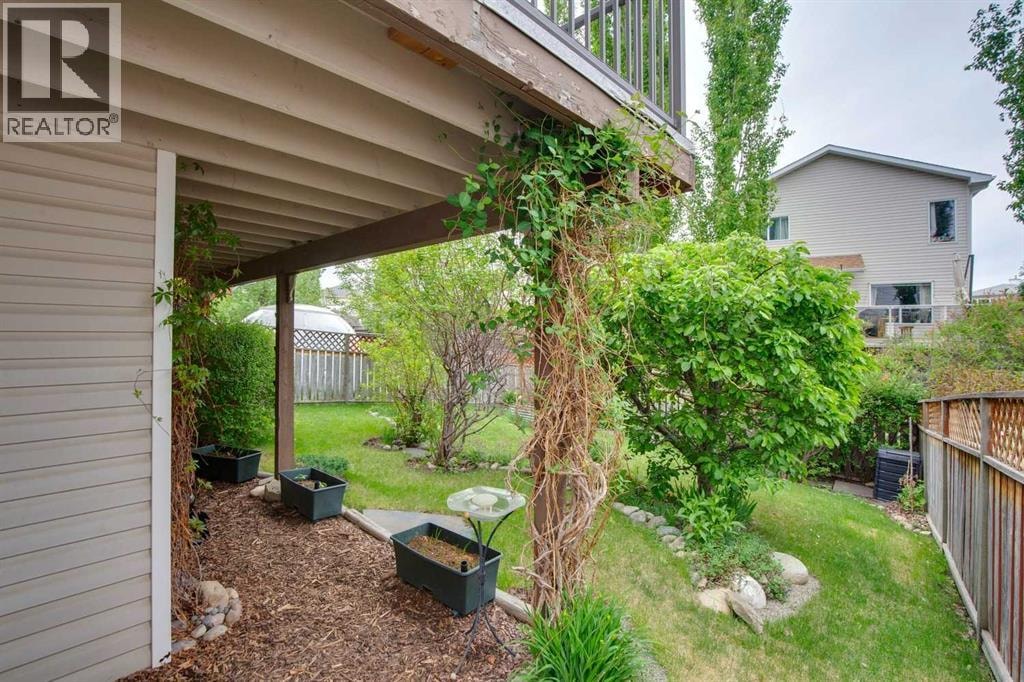 23 Tuscarora Close NW — photo 37