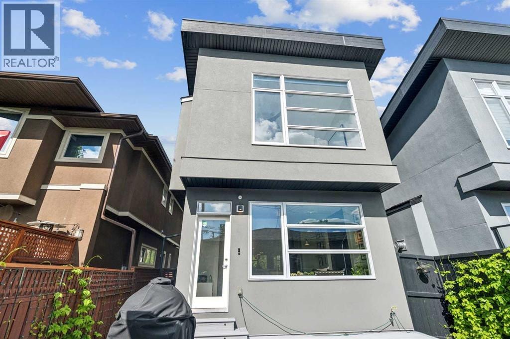 2026 32 Street SW — photo 34