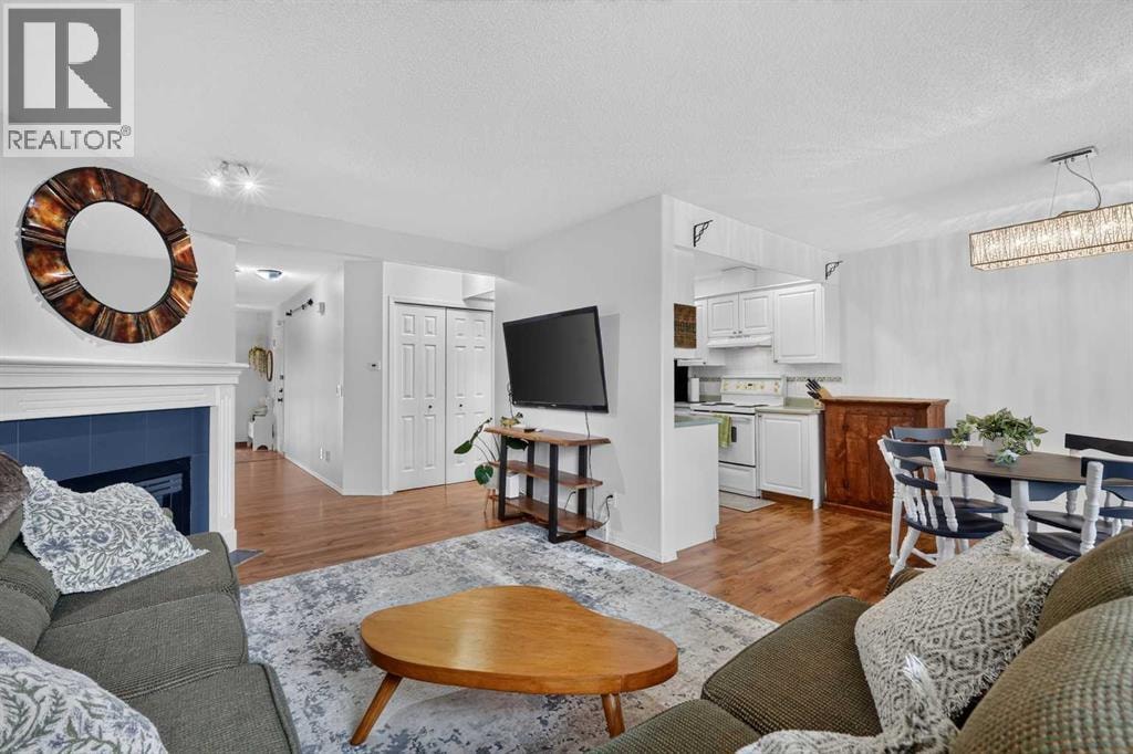 37 Beddington Gardens NE — photo 10