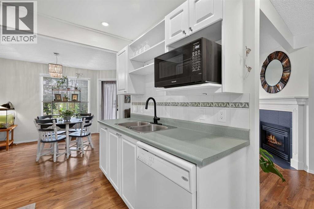 37 Beddington Gardens NE — photo 13