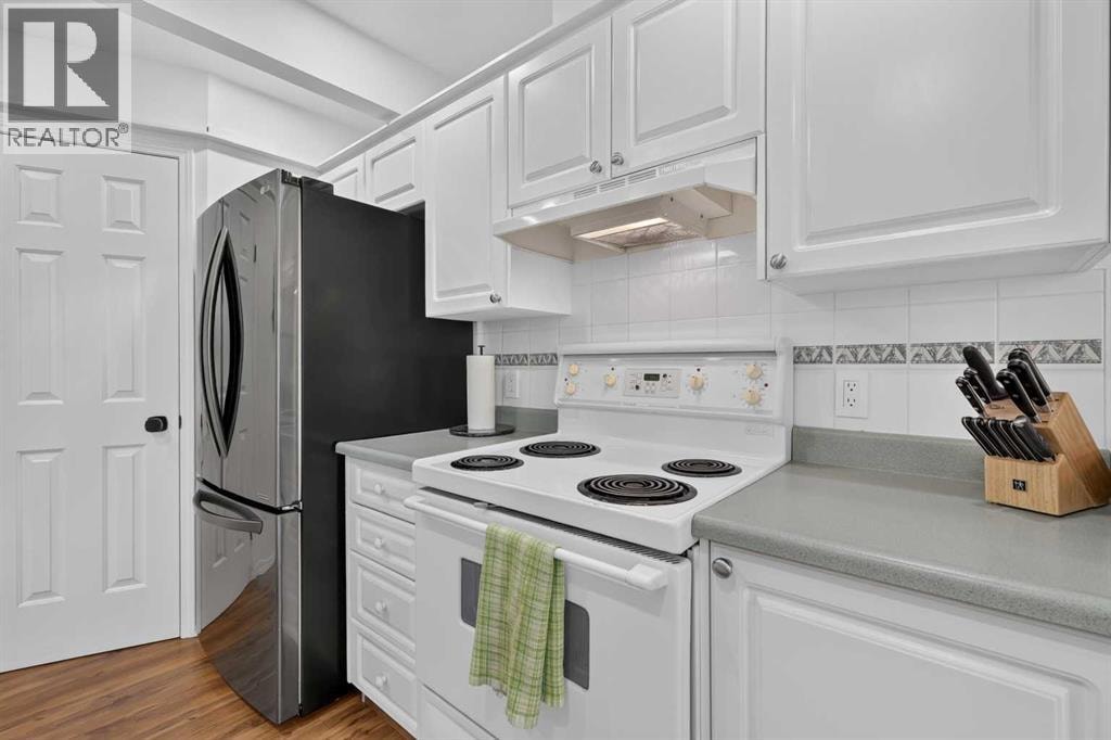 37 Beddington Gardens NE — photo 14