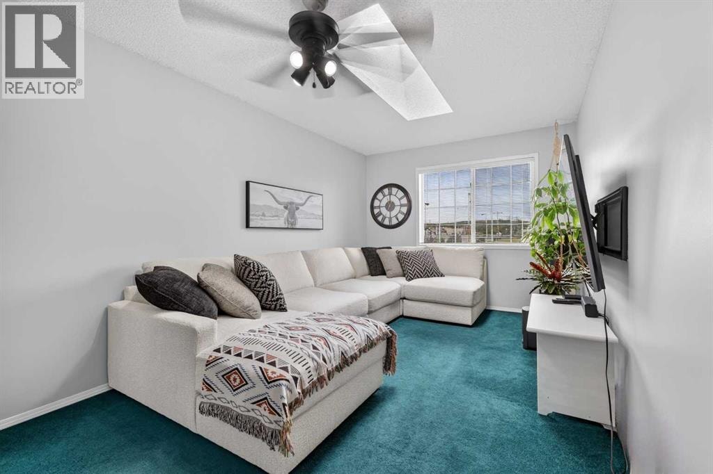 37 Beddington Gardens NE — photo 19