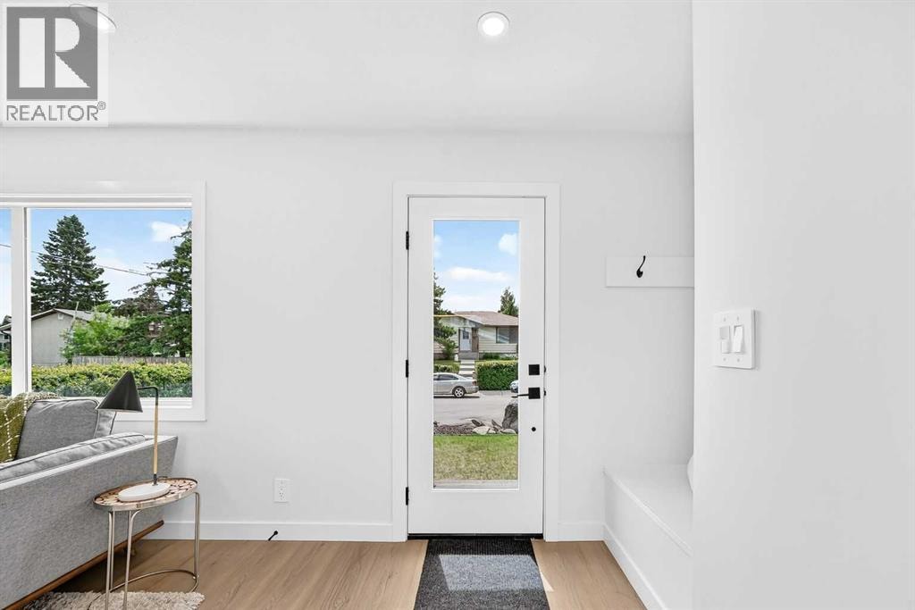 5144 Marian Way NE — photo 3